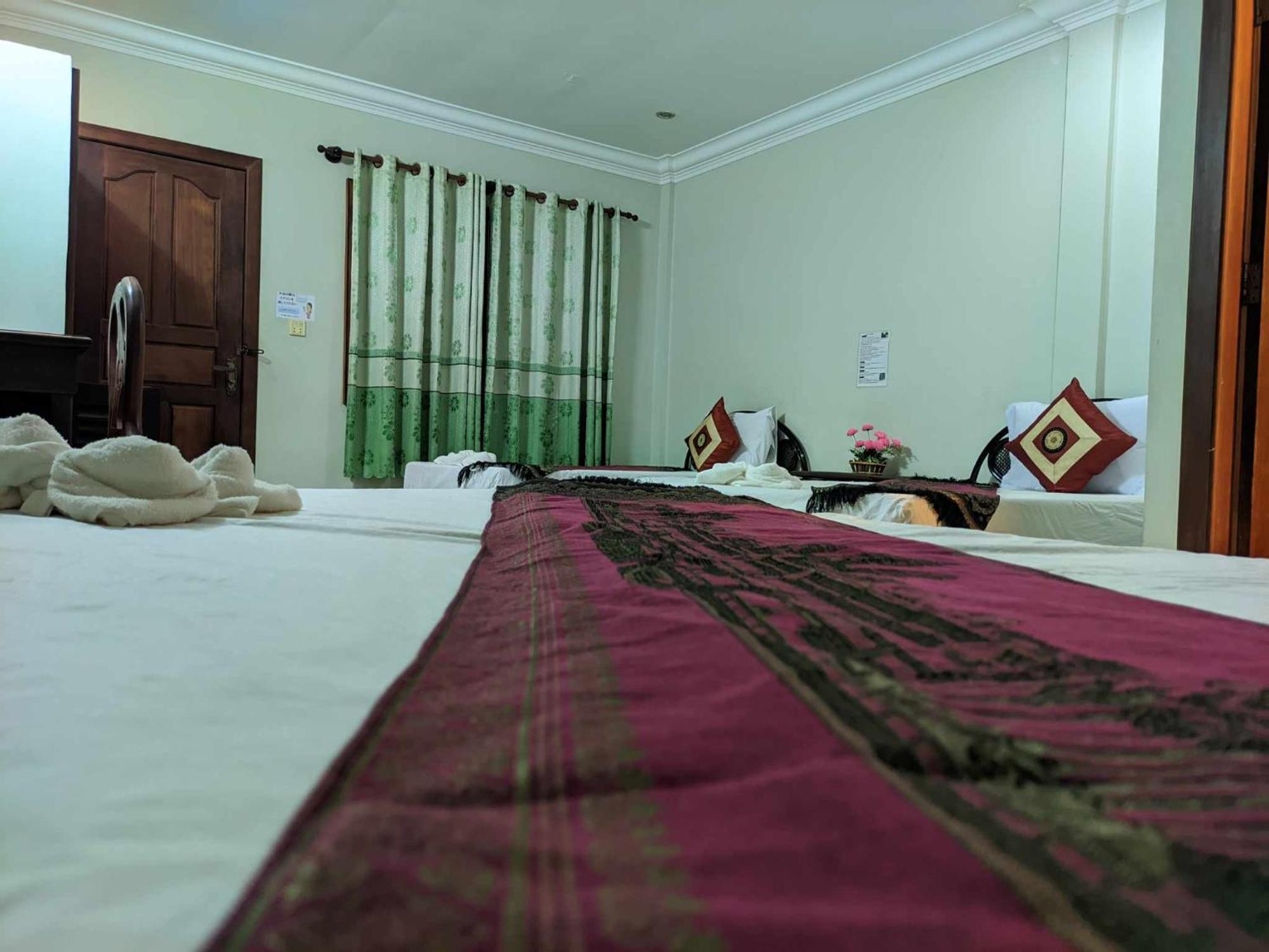 Iki Iki Guesthouse 시엠리아프 외부 사진