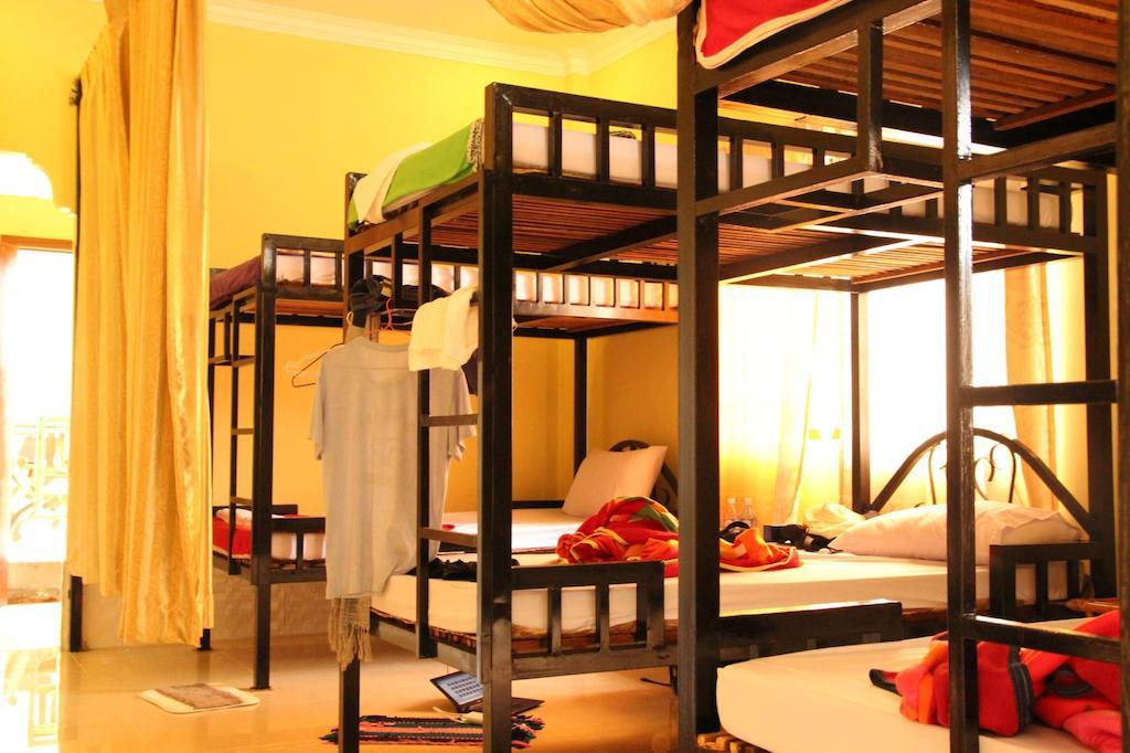 Iki Iki Guesthouse 시엠리아프 외부 사진